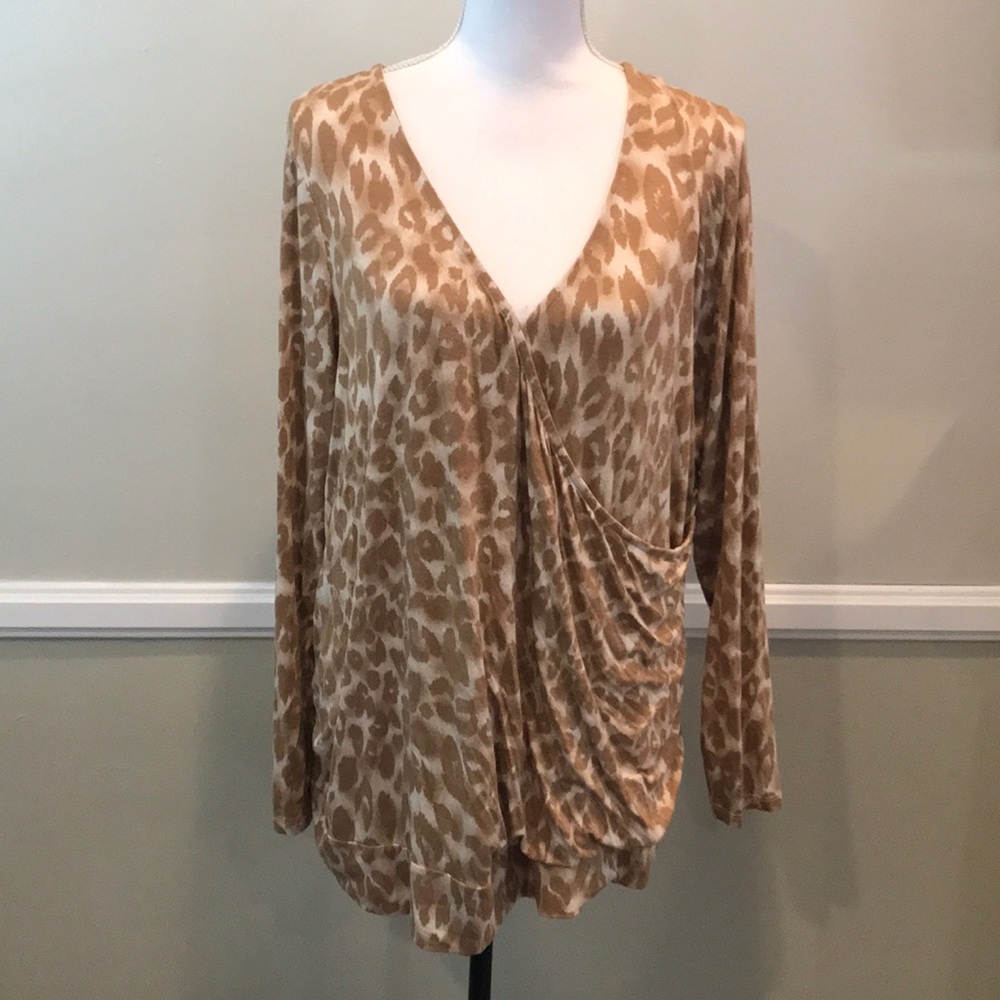 Lane Bryant tan cheetah print wrap top 18/20